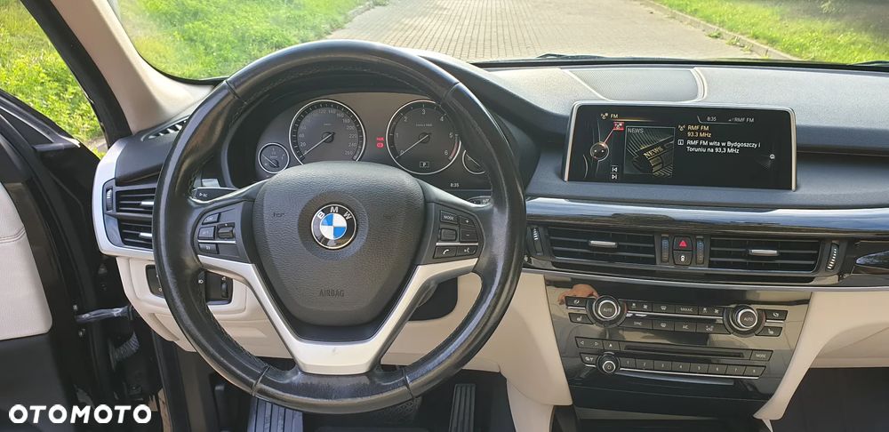 BMW X5 xDrive25d - 16