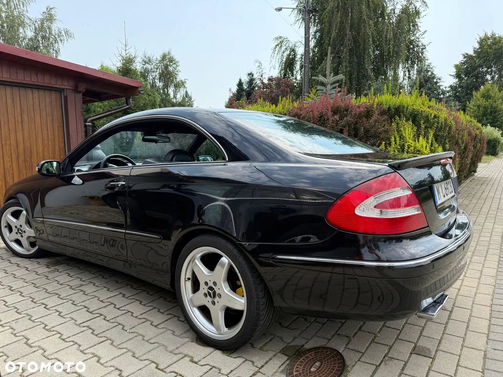 Mercedes-Benz CLK - 16