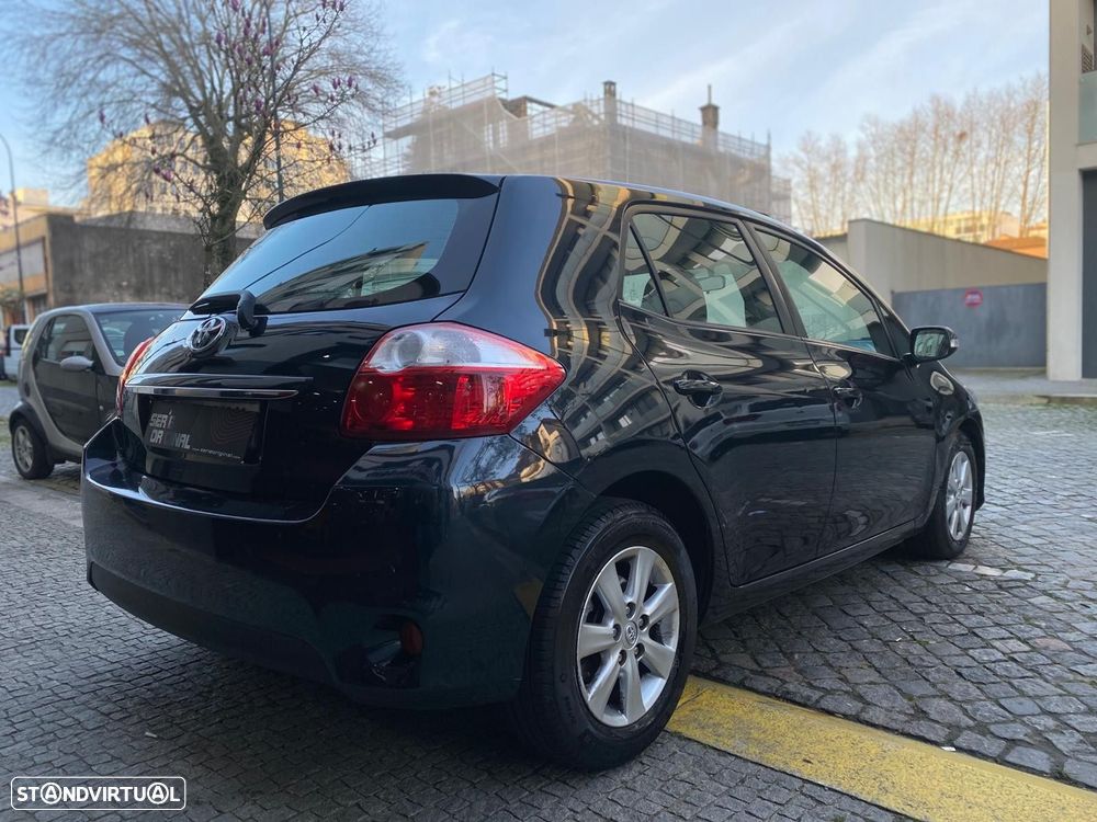 Toyota Auris 1.4 D-4D - 7