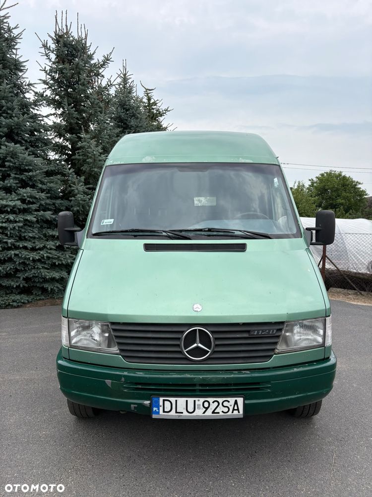 Mercedes-Benz Sprinter - 1