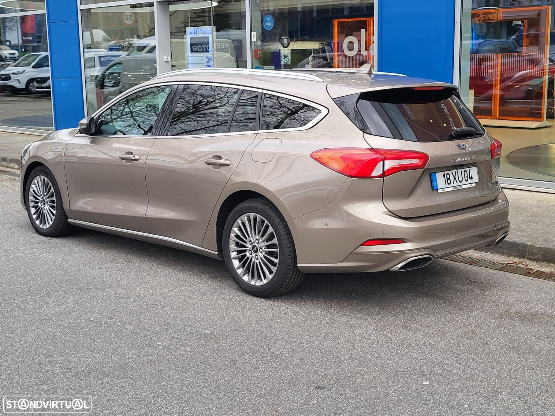 Ford Focus SW 1.5 TDCi EcoBlue Vignale - 3