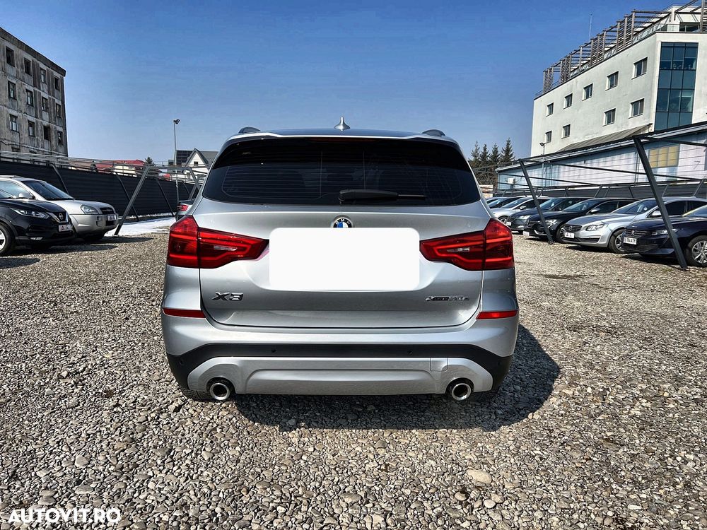 BMW X3 2020 — imagine 8