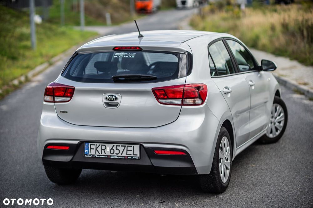 Kia Rio - 2