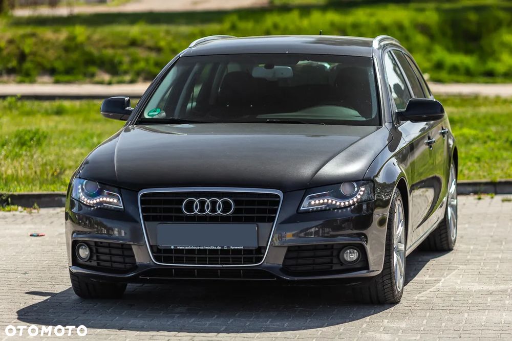 Audi A4 Avant 2.0 TDI DPF multitronic Ambition - 2