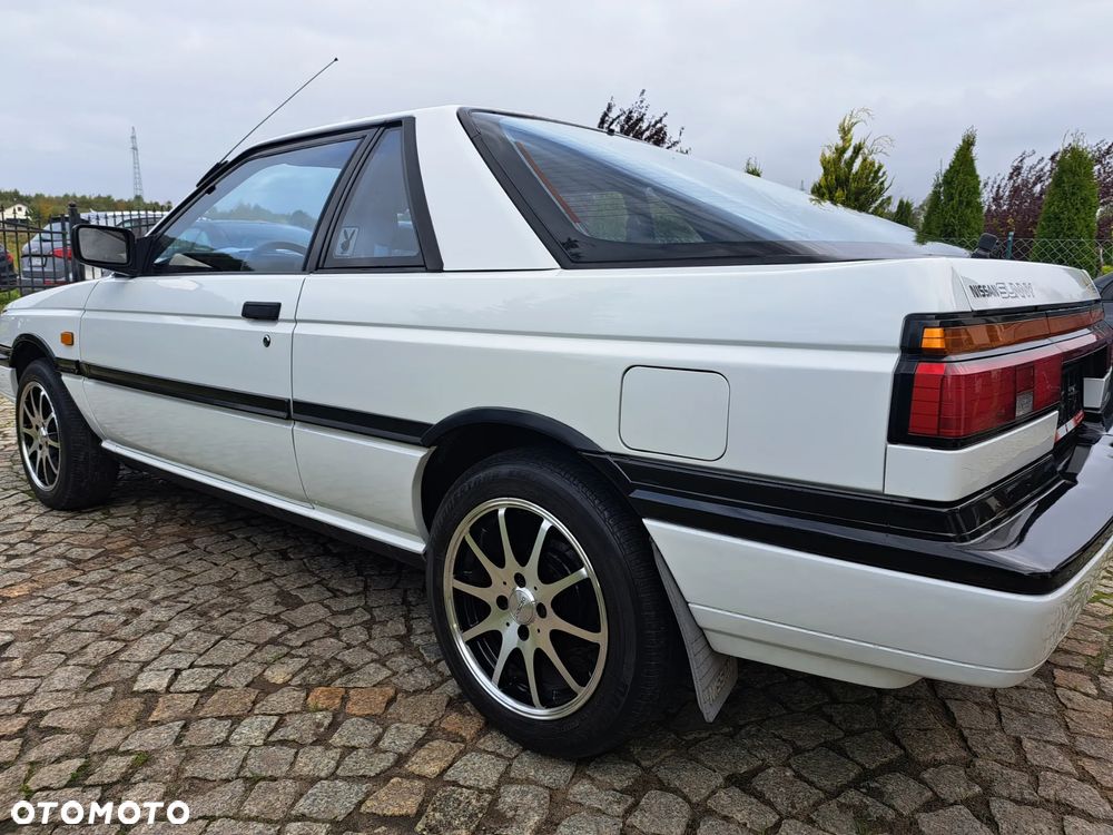 Nissan Sunny - 4