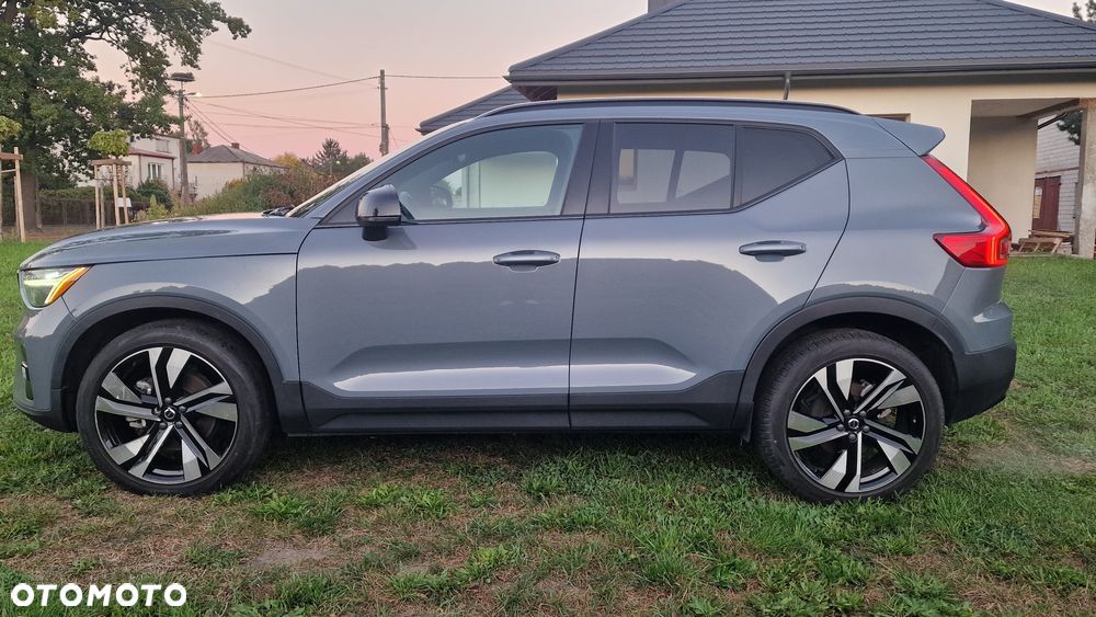 Volvo XC 40 B5 B AWD Ultimate Dark - 17