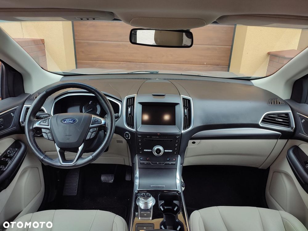 Ford Edge - 11