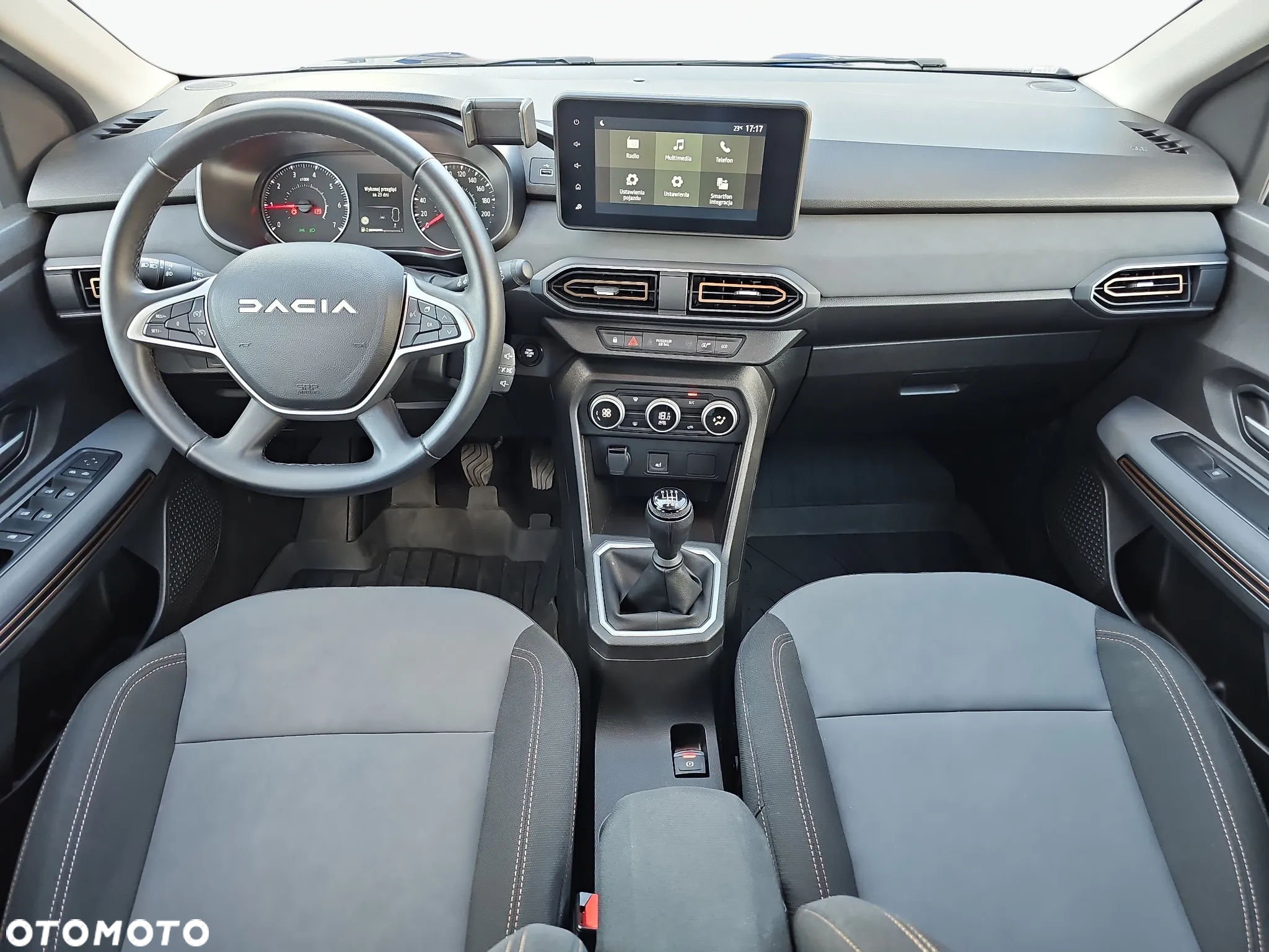 Dacia Sandero - 5