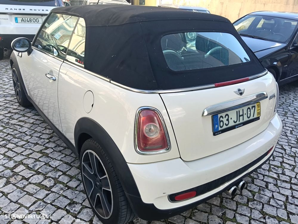 MINI Cabrio Cooper S - 17