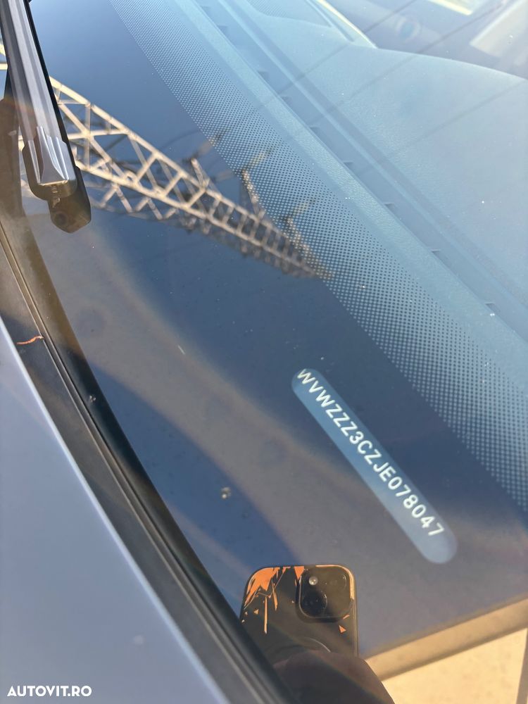 Volkswagen Passat - 13