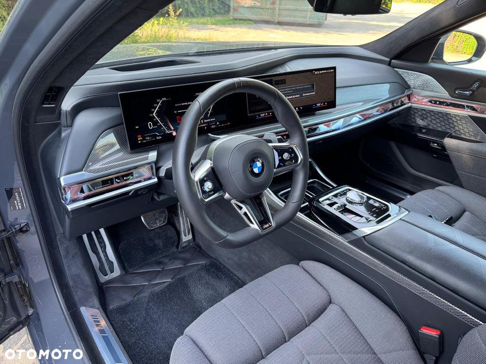 BMW Seria 7 740d xDrive mHEV Individual Edition sport - 20