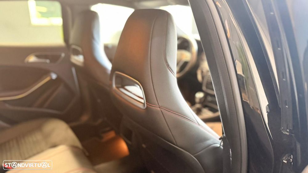 Mercedes-Benz GLA 200 CDi AMG Line - 42