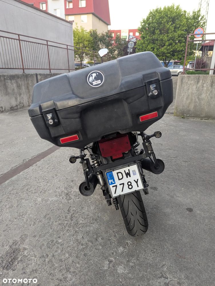 Honda CB - 8