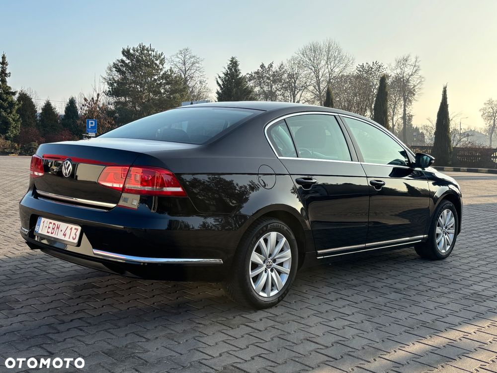 Volkswagen Passat - 5