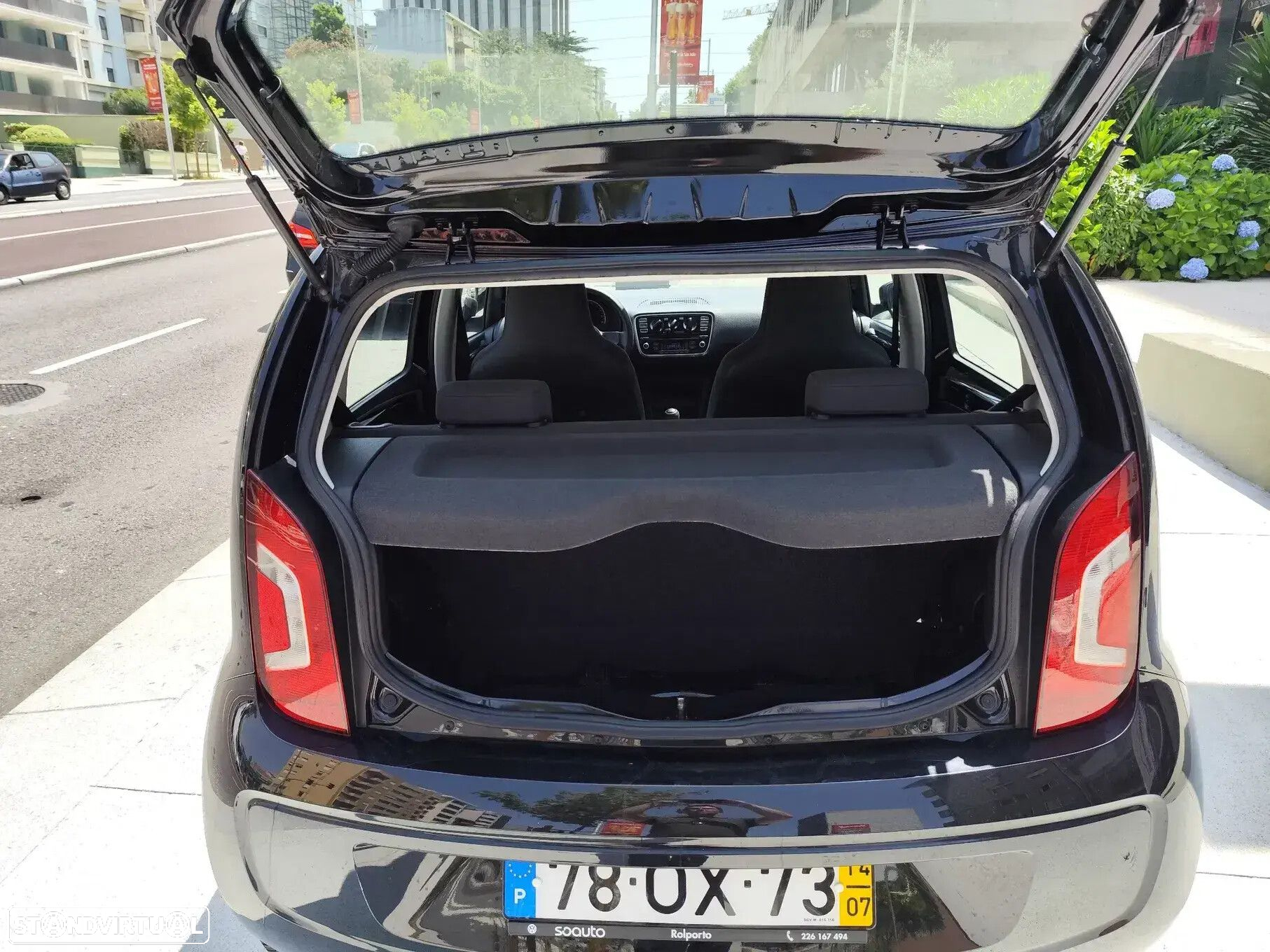VW Up! 1.0 BlueMotion Move - 11