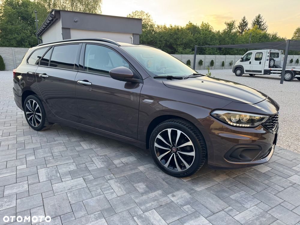 Fiat Tipo 1.4 T-Jet Business Line - 5