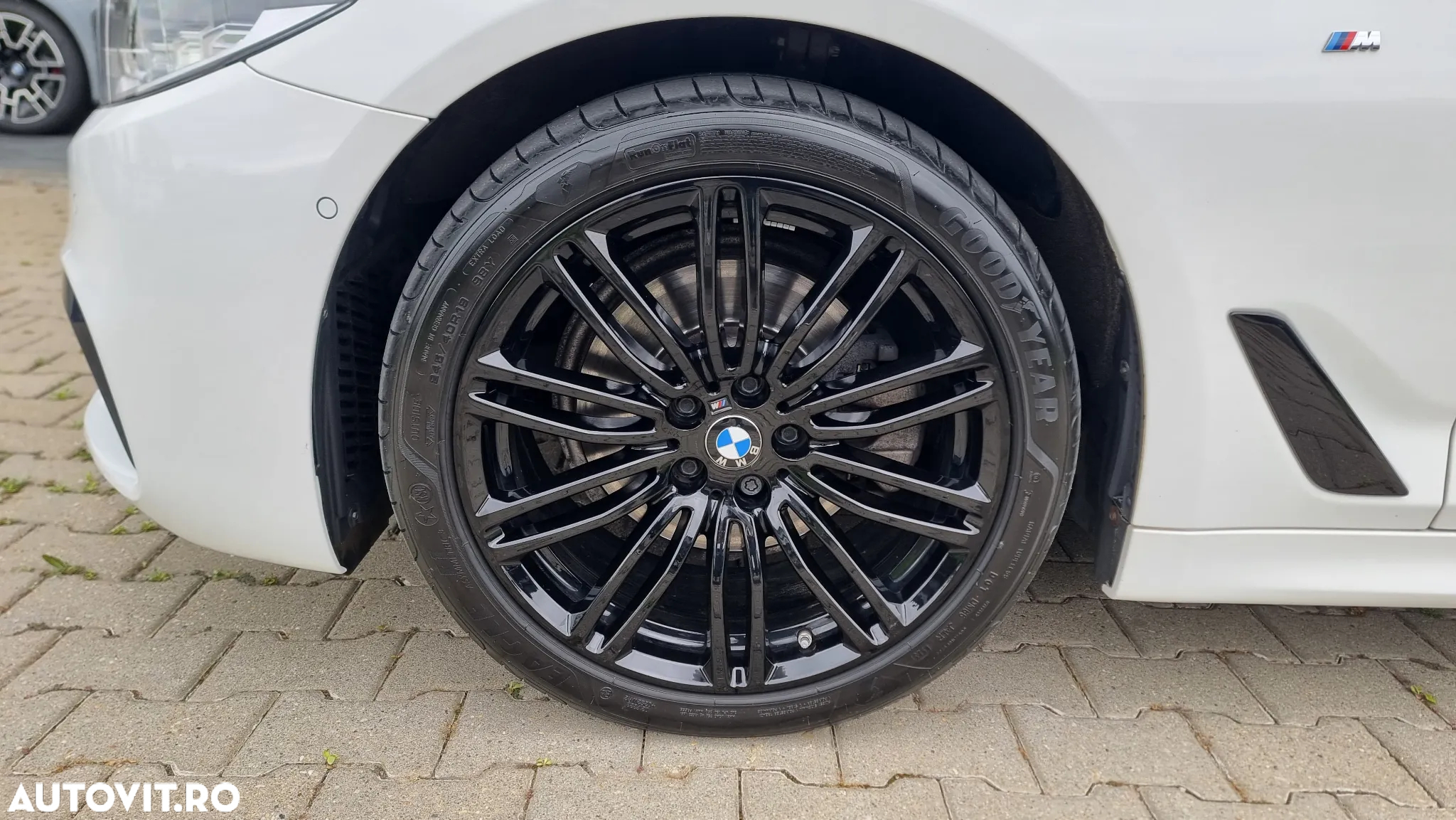 BMW Seria 5 520d Touring Aut. M Sport Edition - 6