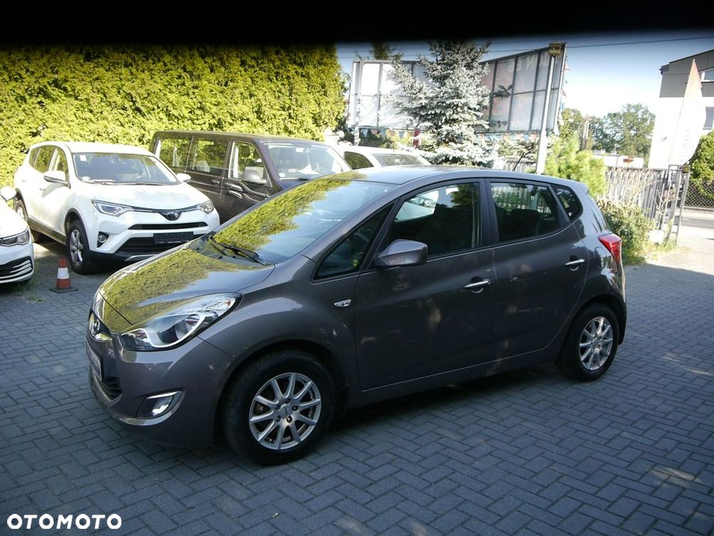 Hyundai ix20 - 12
