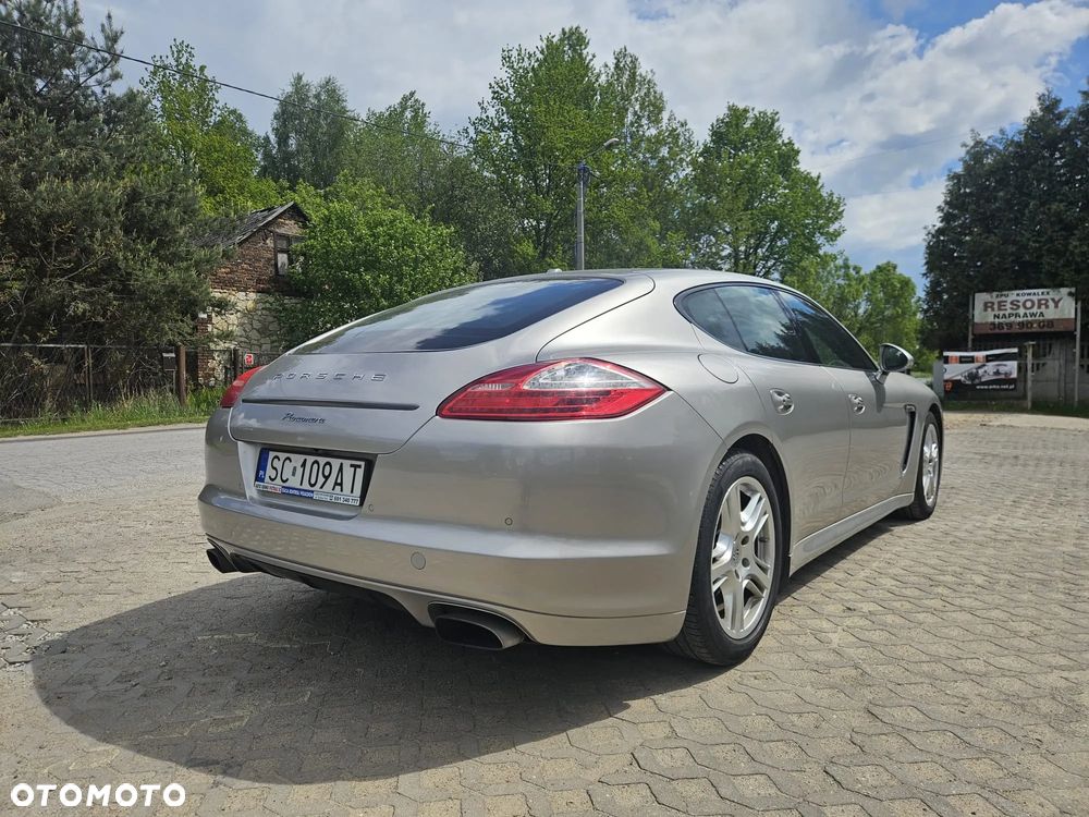 Porsche Panamera - 5