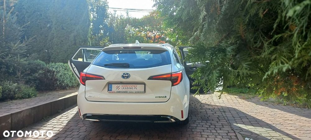 Toyota Corolla 1.8 Hybrid Comfort - 30
