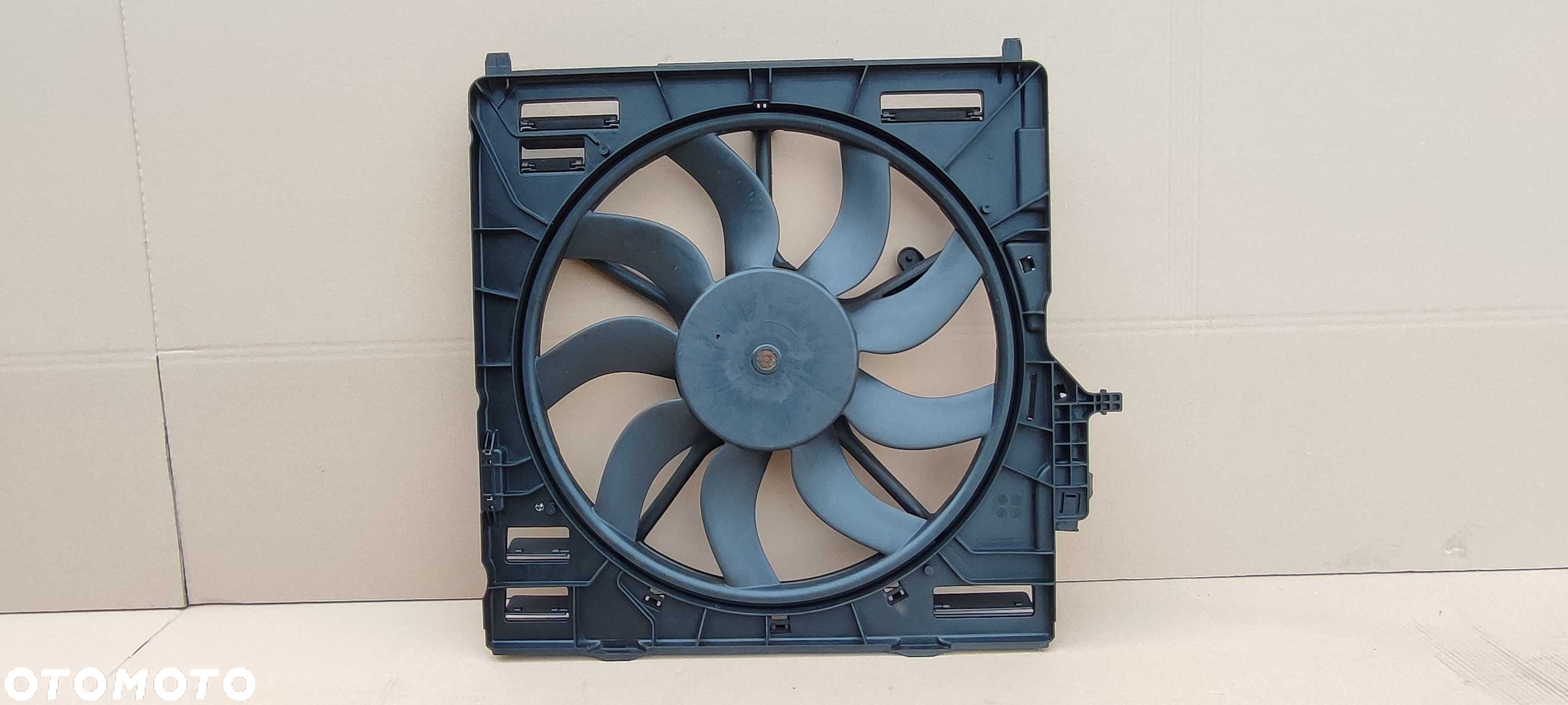 BMW X5 F15 E70 X6 F16 E71 4.4 N63 obudowa wentylatora wiatrak idealna - 1