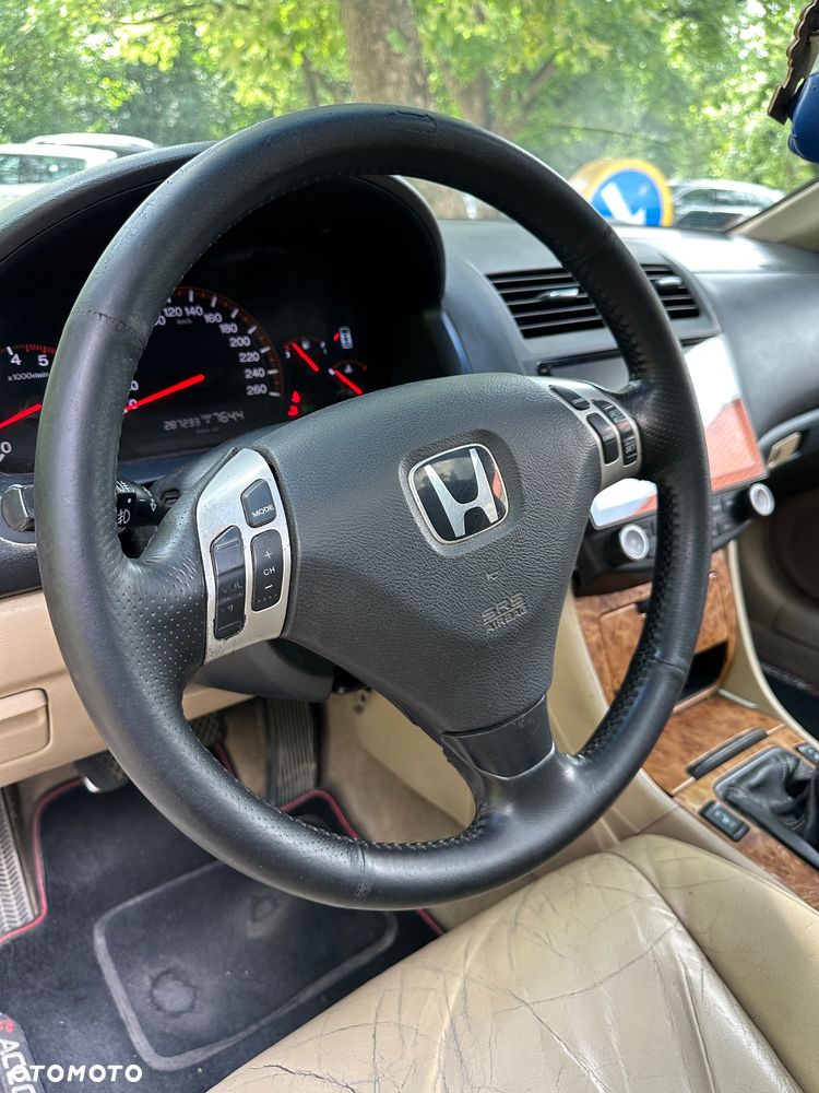 Honda Accord - 26