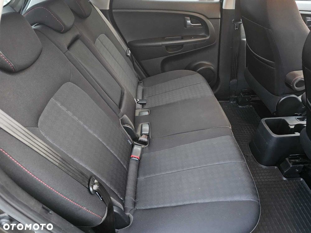 Kia Venga 1.4 L - 12