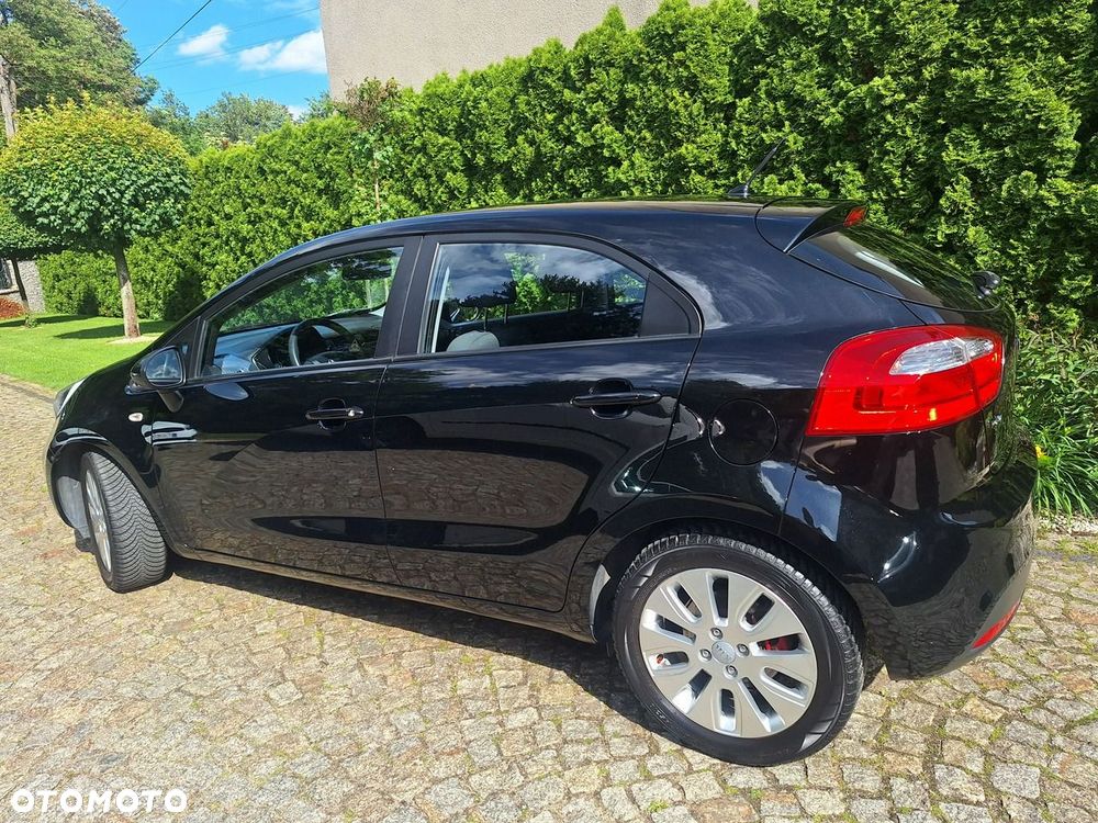 Kia Rio 1.4 Edition 7 - 25