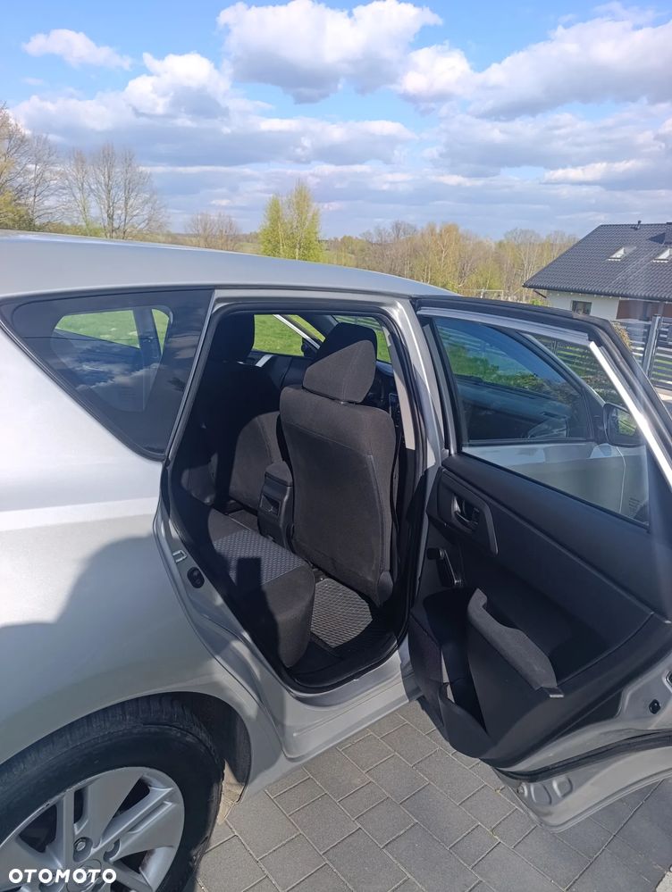 Toyota Auris 1.33 VVT-i Business Edition - 8