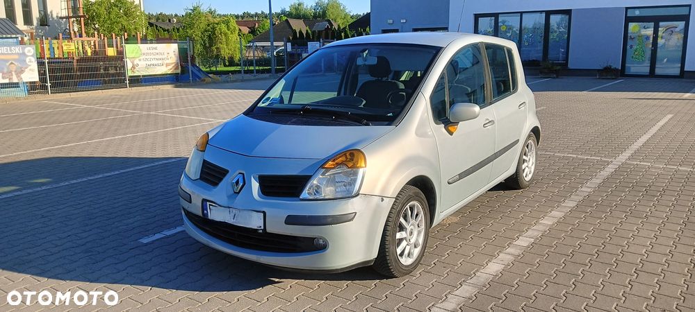 Renault Modus - 1
