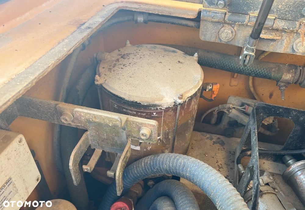 Liebherr Koparka gąsienicowa LIEBHERR R916 LC - 12