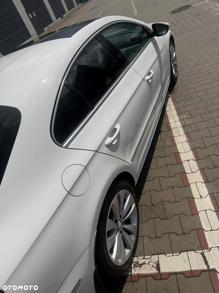 Volkswagen CC 2.0 TDI BlueMotion Technology - 5