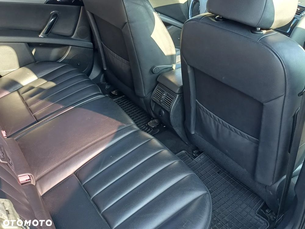 Peugeot 407 2.0 HDI Platinum - 12