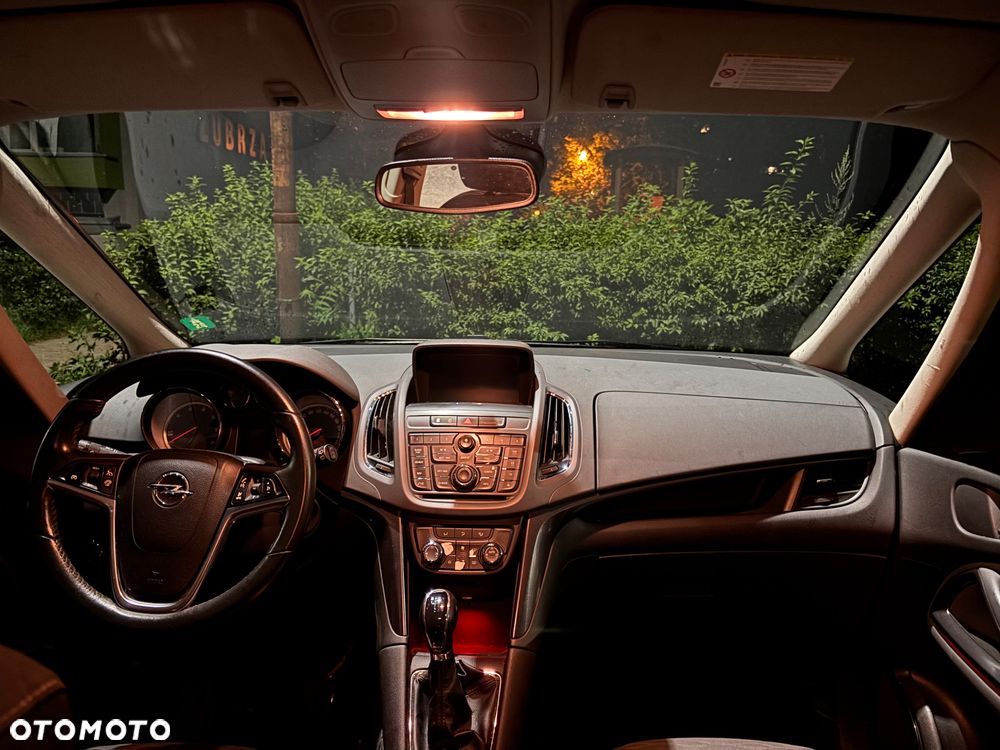 Opel Zafira 2.0 CDTI Cosmo EcoFLEX S&S - 13