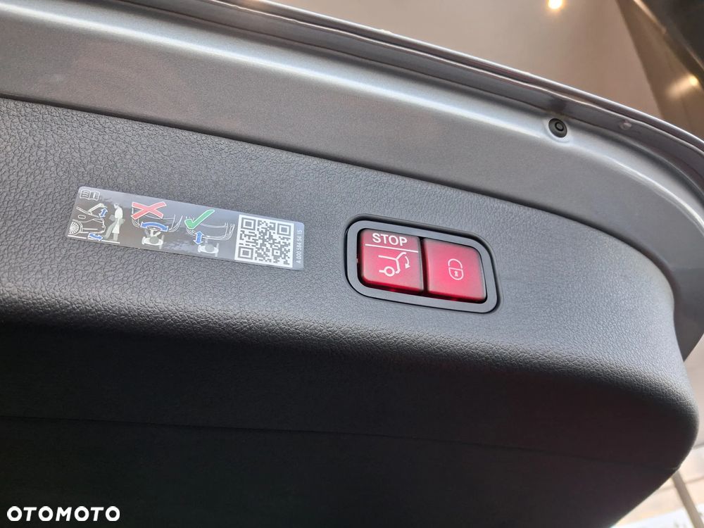 Mercedes-Benz GLC 220 d 4-Matic - 28