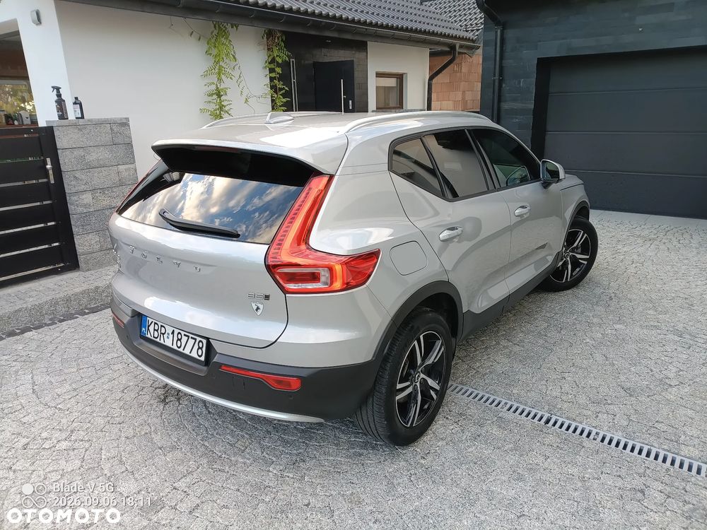 Volvo XC 40 B5 B AWD Momentum Pro - 3