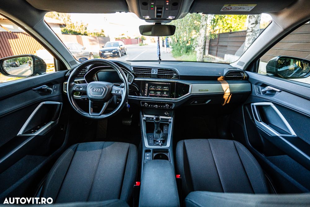 Audi Q3 2.0 35 TDI S tronic quattro Advanced - 32