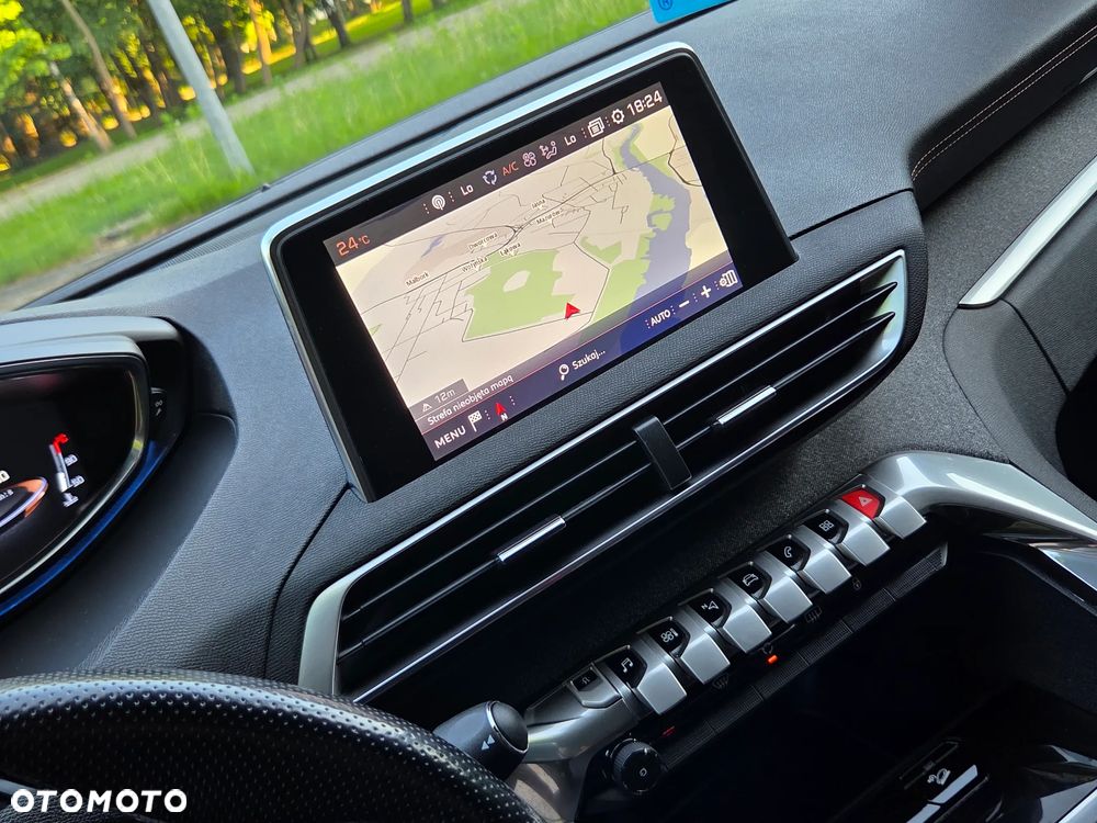 Peugeot 5008 - 12