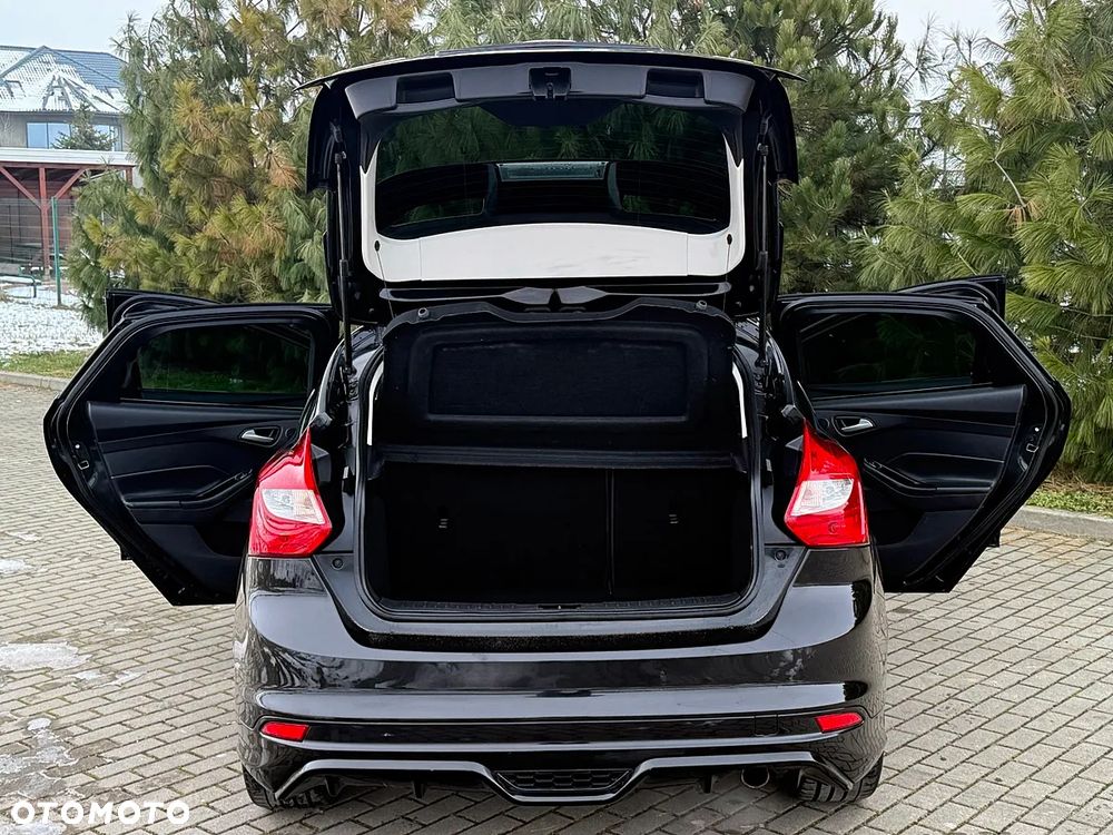 Ford Focus 1.6 EcoBoost Titanium - 25