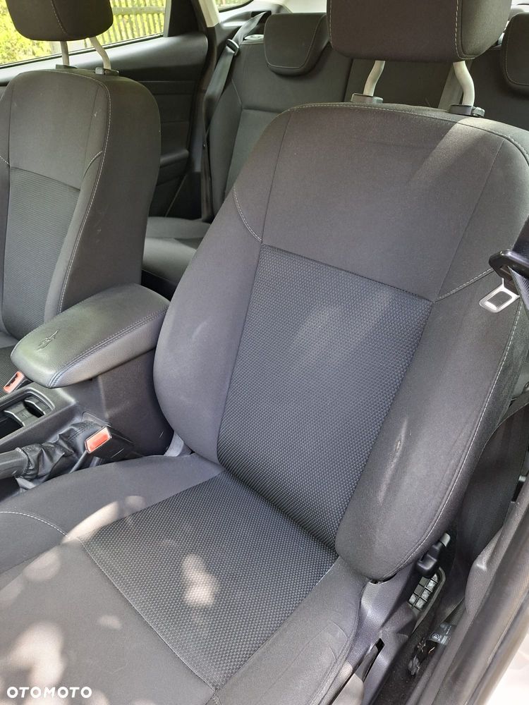 Ford Focus 1.0 EcoBoost Trend - 14