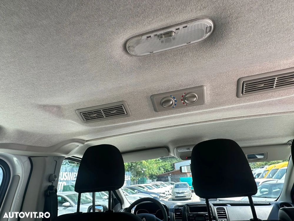 Renault Trafic 2.0 Blue dCi 120 Combi L1H1 8+1 locuri Authentique - 16