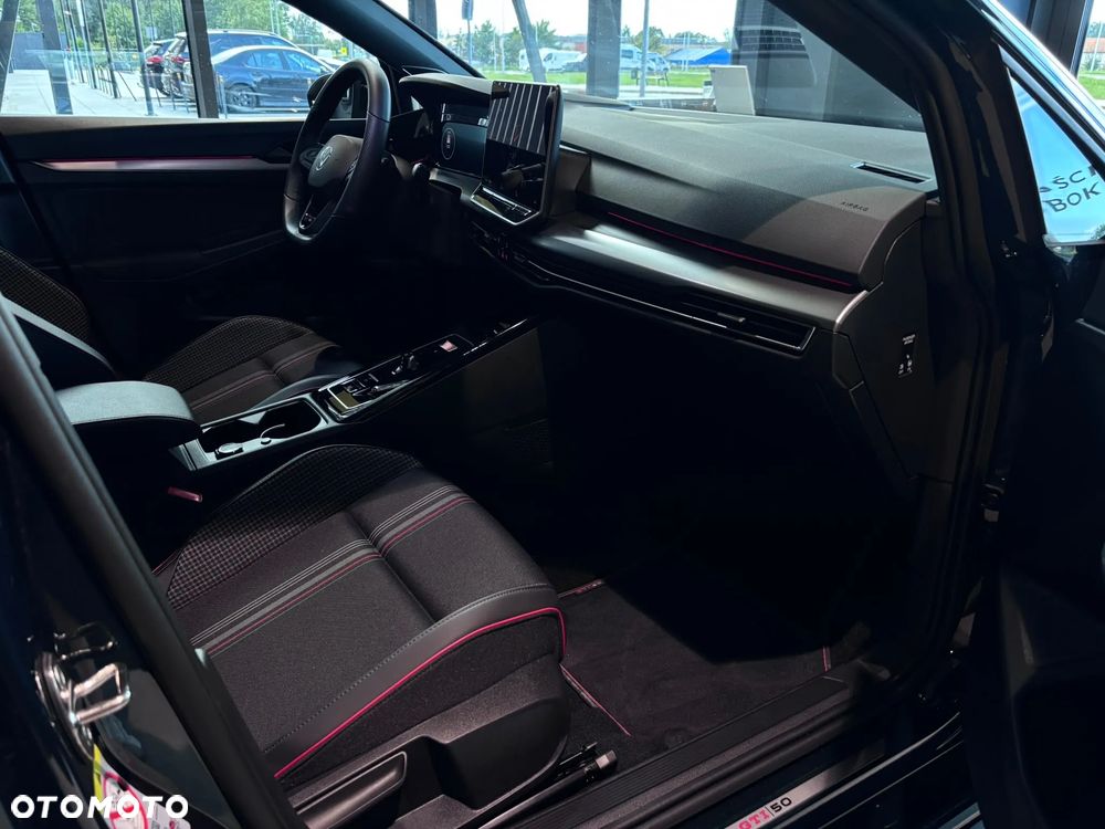 Volkswagen Golf - 19