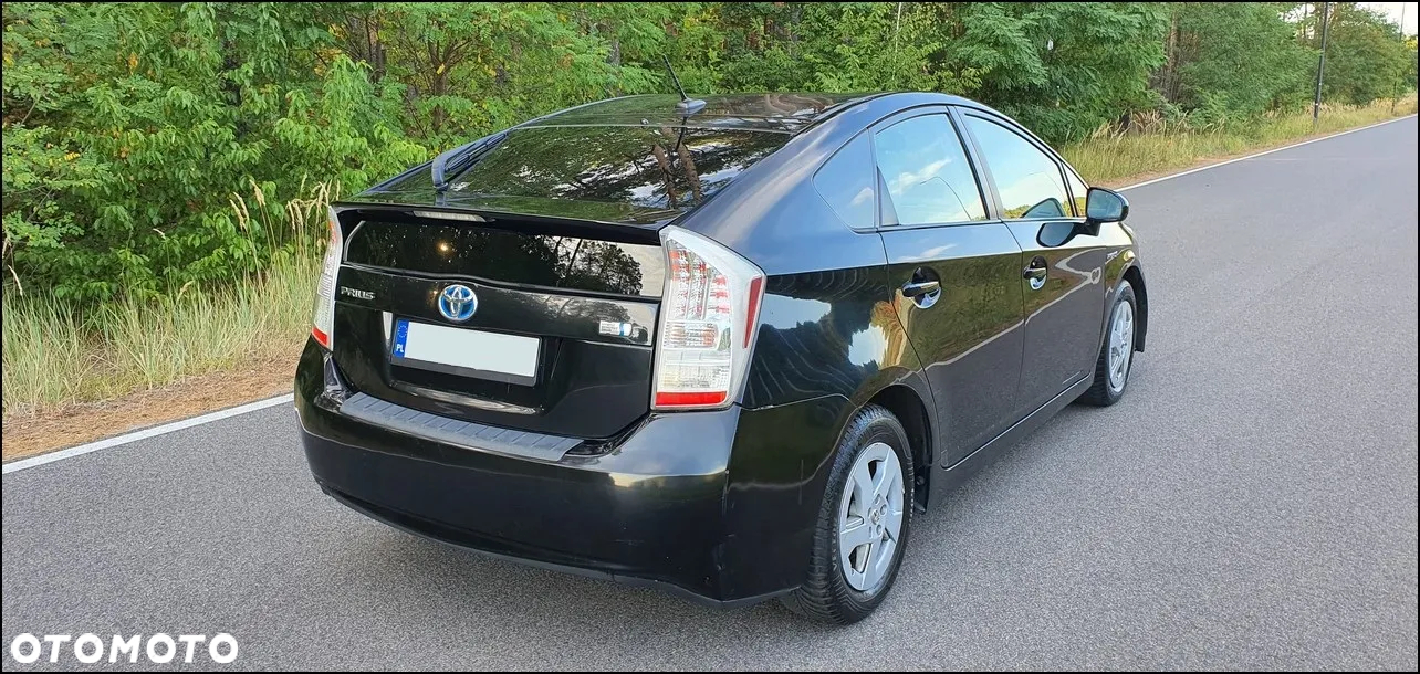 Toyota Prius 1.8 HSD Prestige - 7