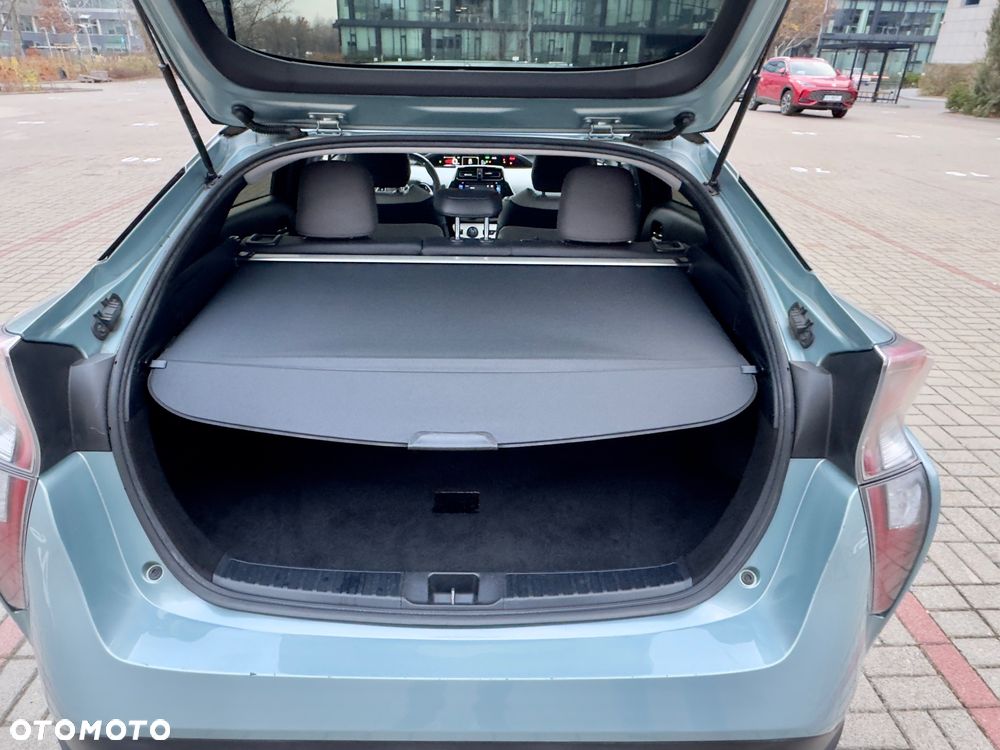 Toyota Prius 1.8 Hybrid Executive - 25