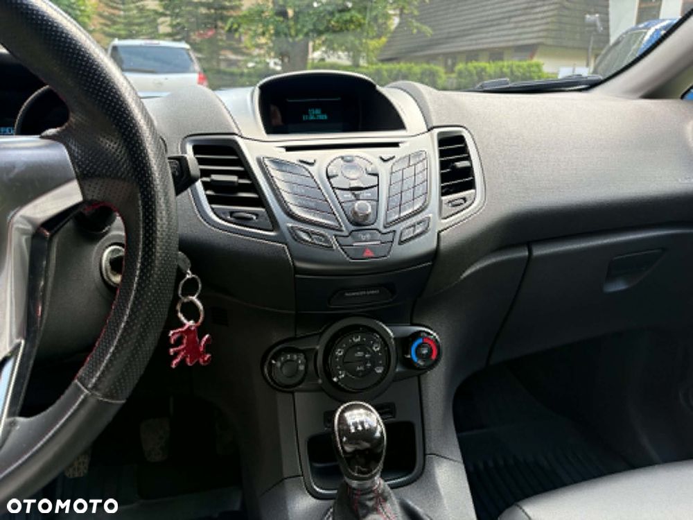 Ford Fiesta 1.4 Trend - 11