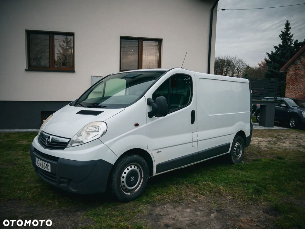 Opel VIVARO - 2