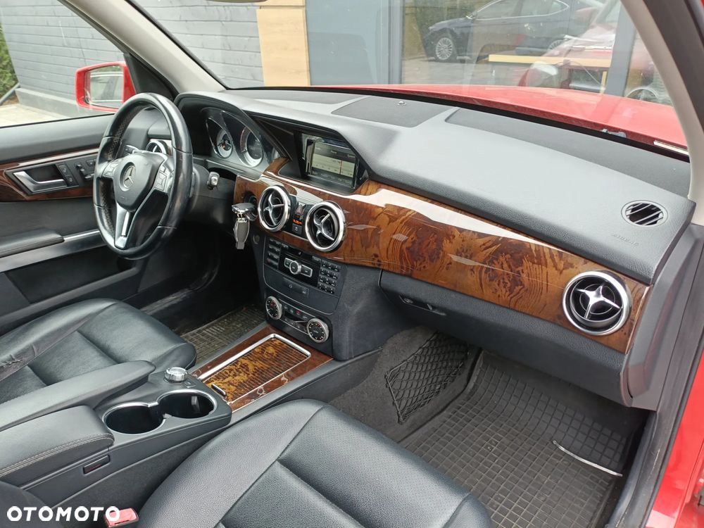 Mercedes-Benz GLK 350 4Matic (BlueEFFICIENCY) 7G-TRONIC - 16