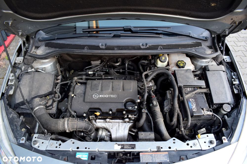 Opel Astra 1.4 Turbo Edition - 22