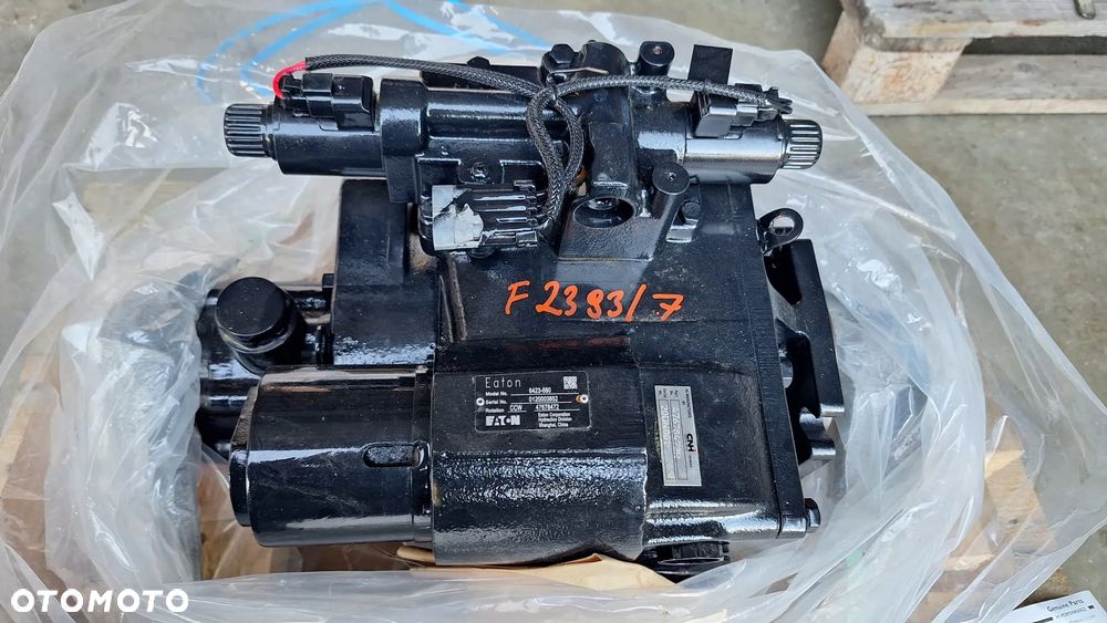 pompa hydrauliczna hydrostat  47678472R 6423-680 case WD2104 WD2504 - 9