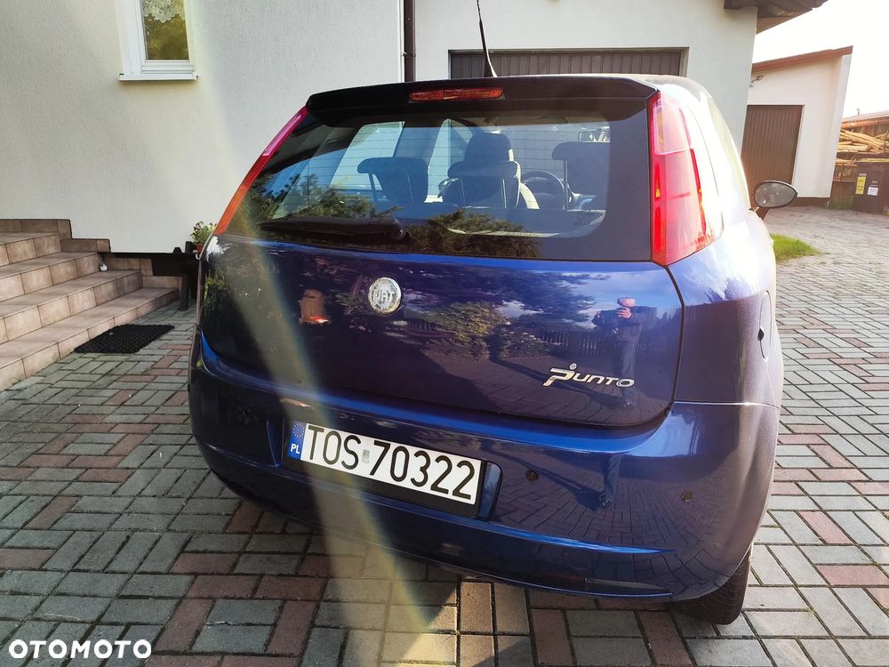 Fiat Grande Punto 1.4 8V - 17